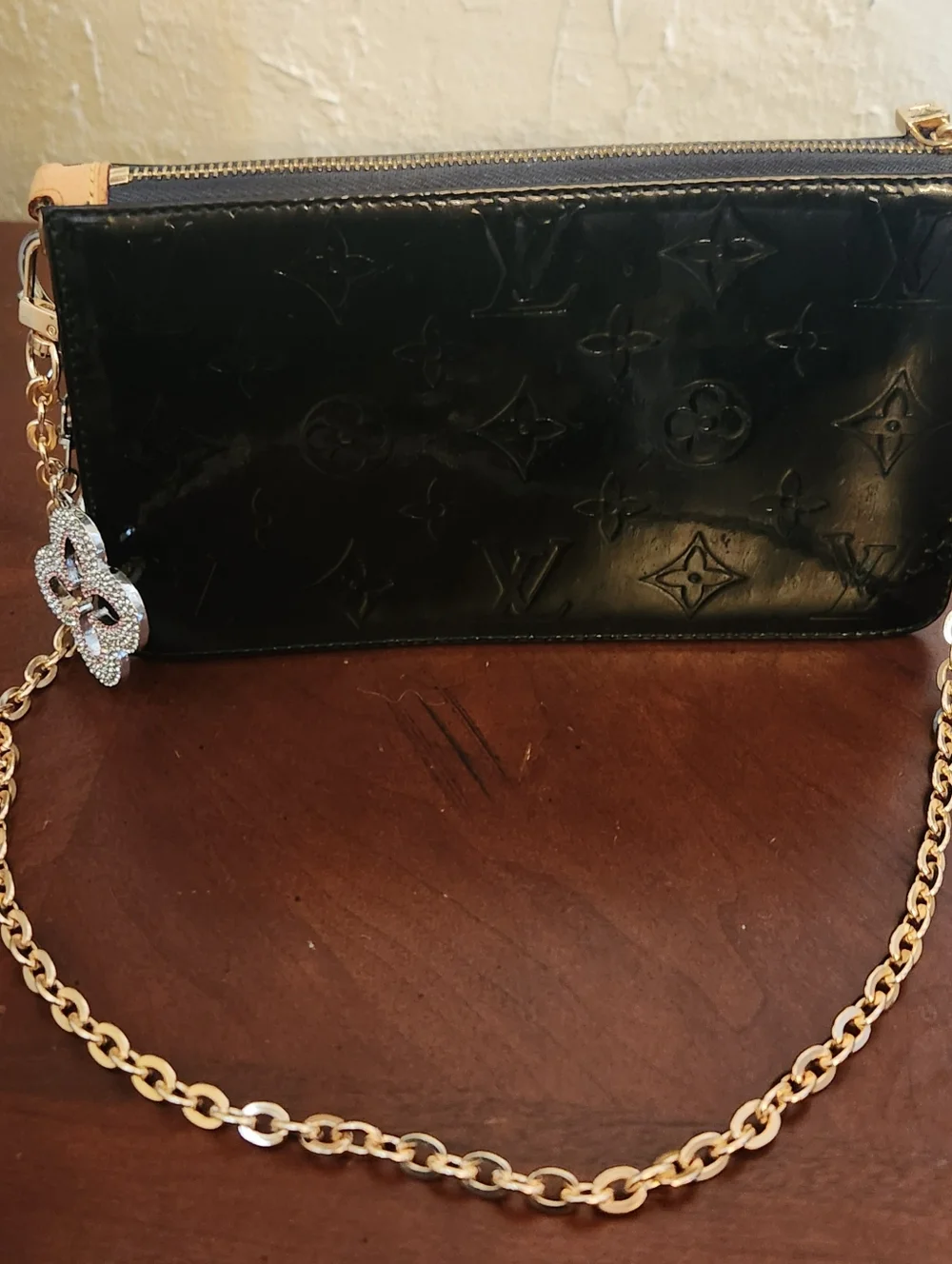 Louis Vuitton Black Monogram Vernis Pochette Bag - Picture 2 of 9